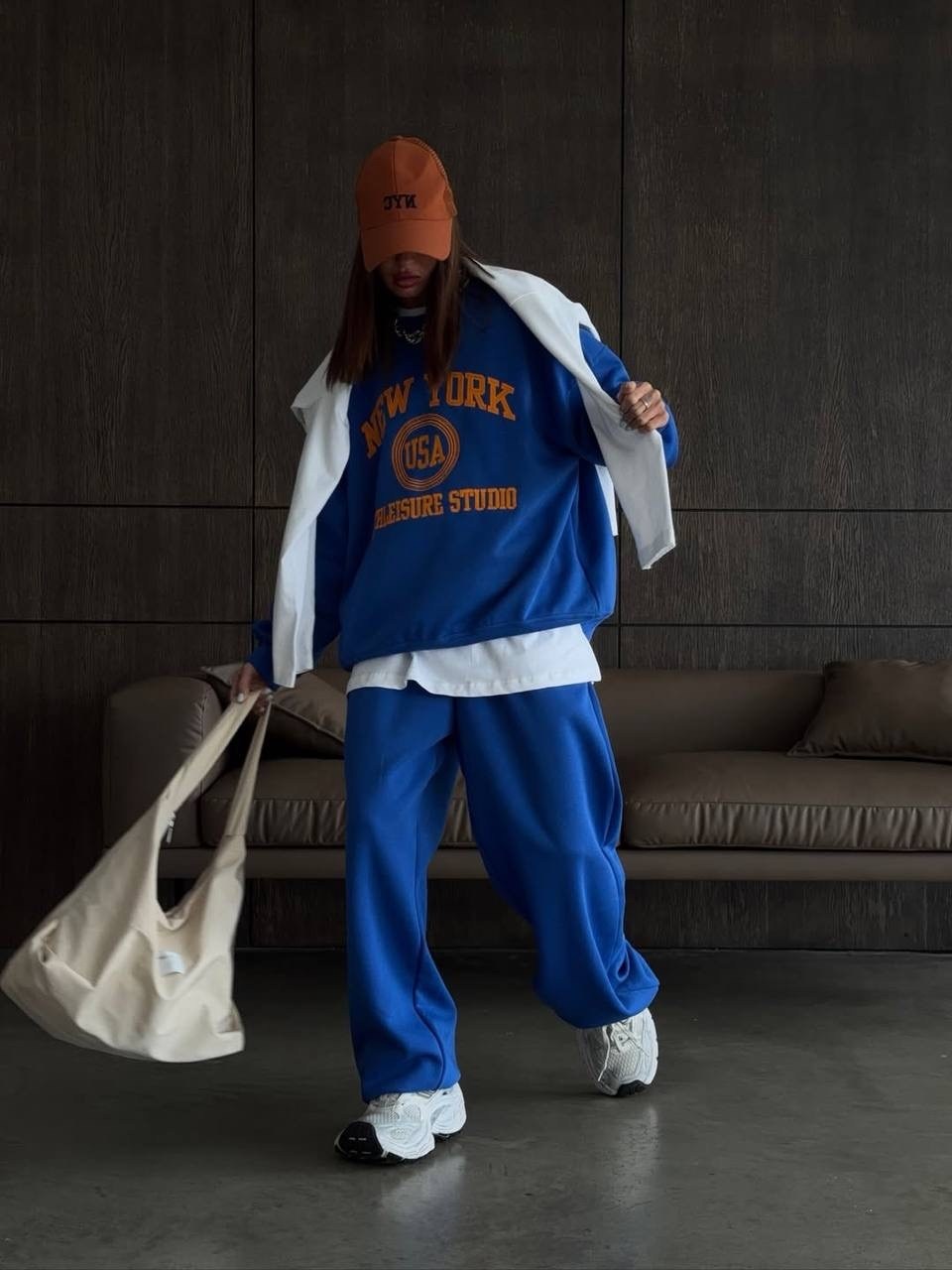 одежда кэжуал,спортивный костюм стильный,костюм,спортивный костюм,кэжуал наряд