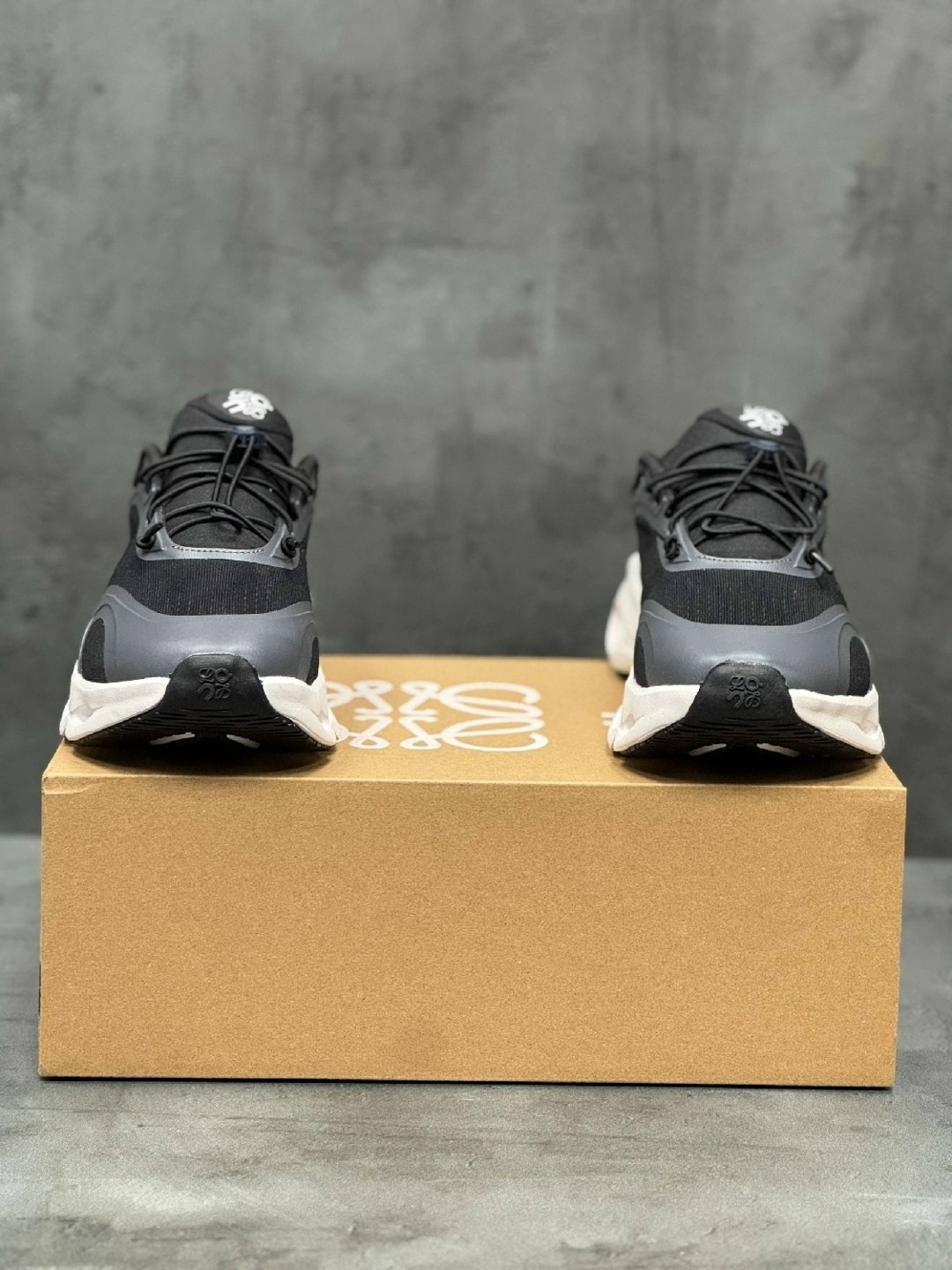 кроссовки,кроссовки loewe,кроссовки on,мужские кроссовки, для бега