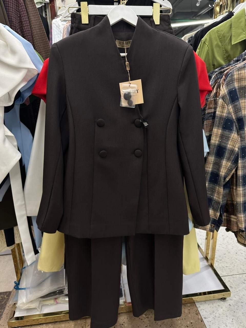 костюм классика,,классические костюмы