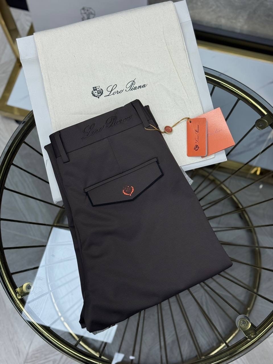 брюки классические,элегантные брюки,мужские брюки,брюки модные,брендовые брюки