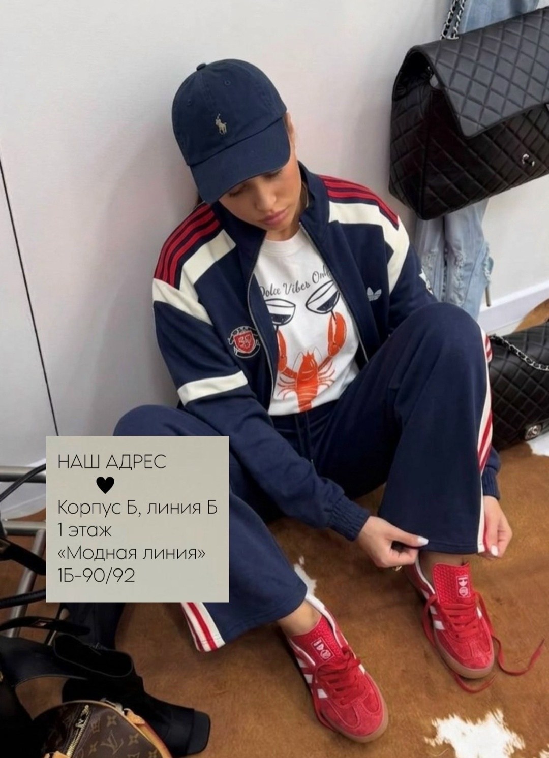 спортивный костюм,спортивный костюм женский,спортивный костюм для женщин,одежда спортивная,стильные спортивные костюмы