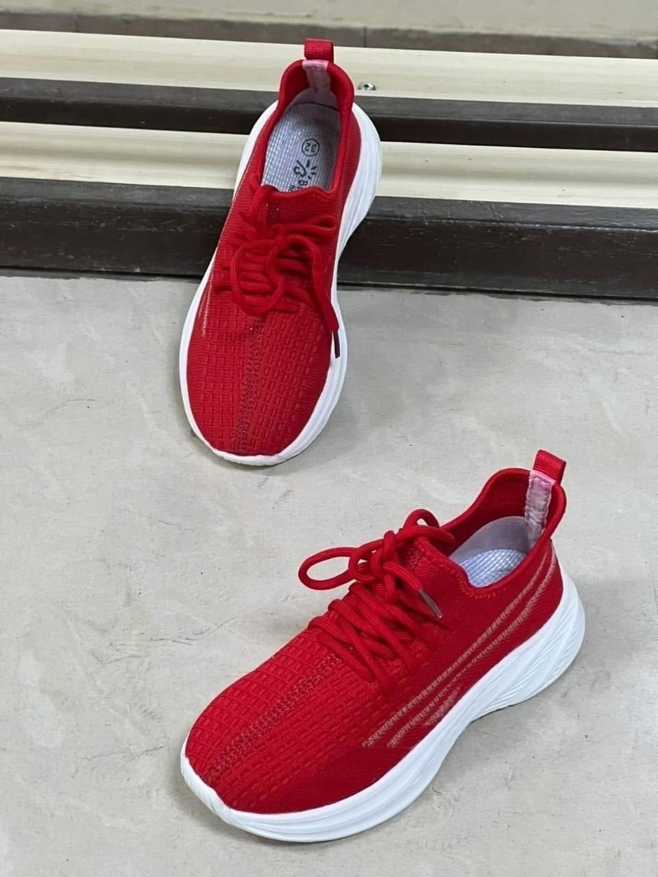 кроссовки,женские кроссовки,кроссовка,спортивная ,кроссовки для женщин