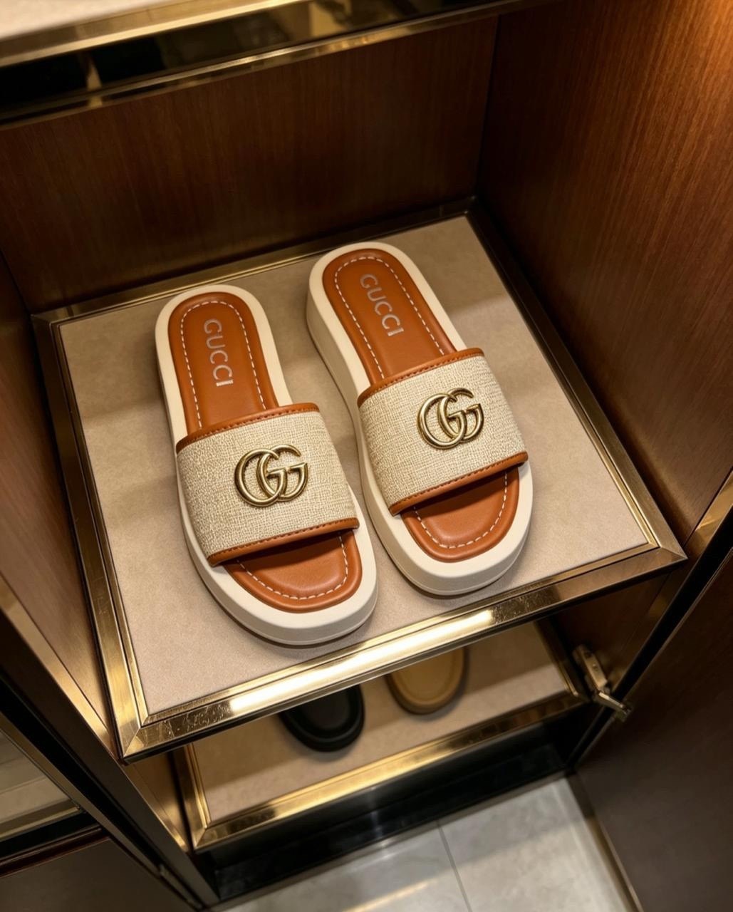 шлепки гуччи оригинал,шлепки гуччи женские,,сабо гуччи женские,шлепанцы gucci