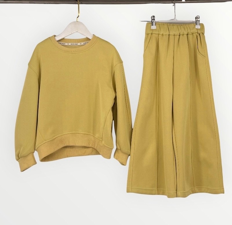 костюм из футера,костюм для девочек,костюм детский,ребенок,свитшот и брюки