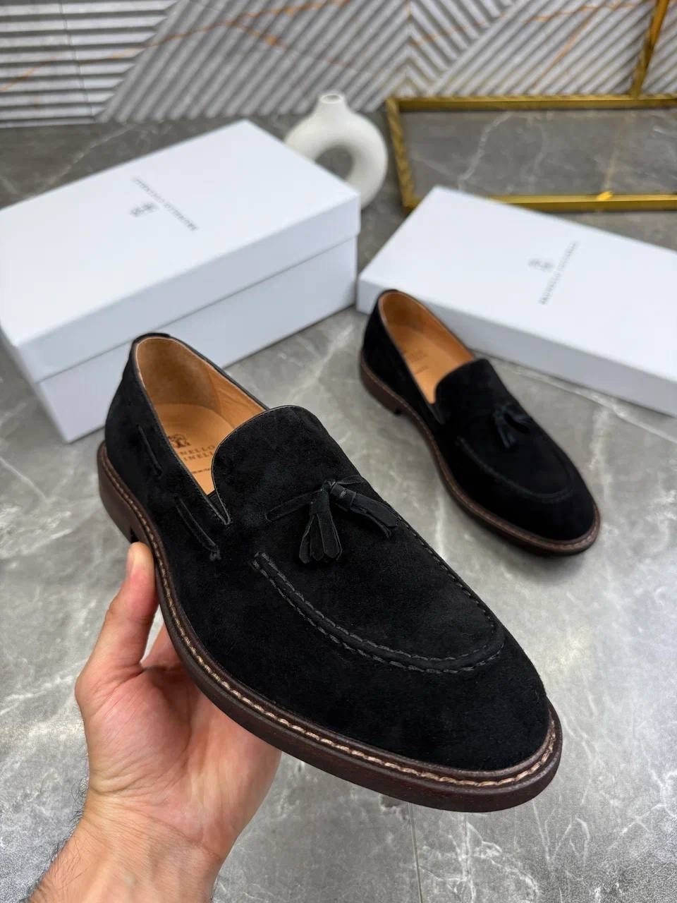 замшевые лоферы brunello cucinelli,лоферы brunello cucinelli кисточки замшевые,ральф рингер лоферы мужские замшевые,мужские замшевые лоферы с кисточкой brunello cucinelli темно-коричневые с прострочко