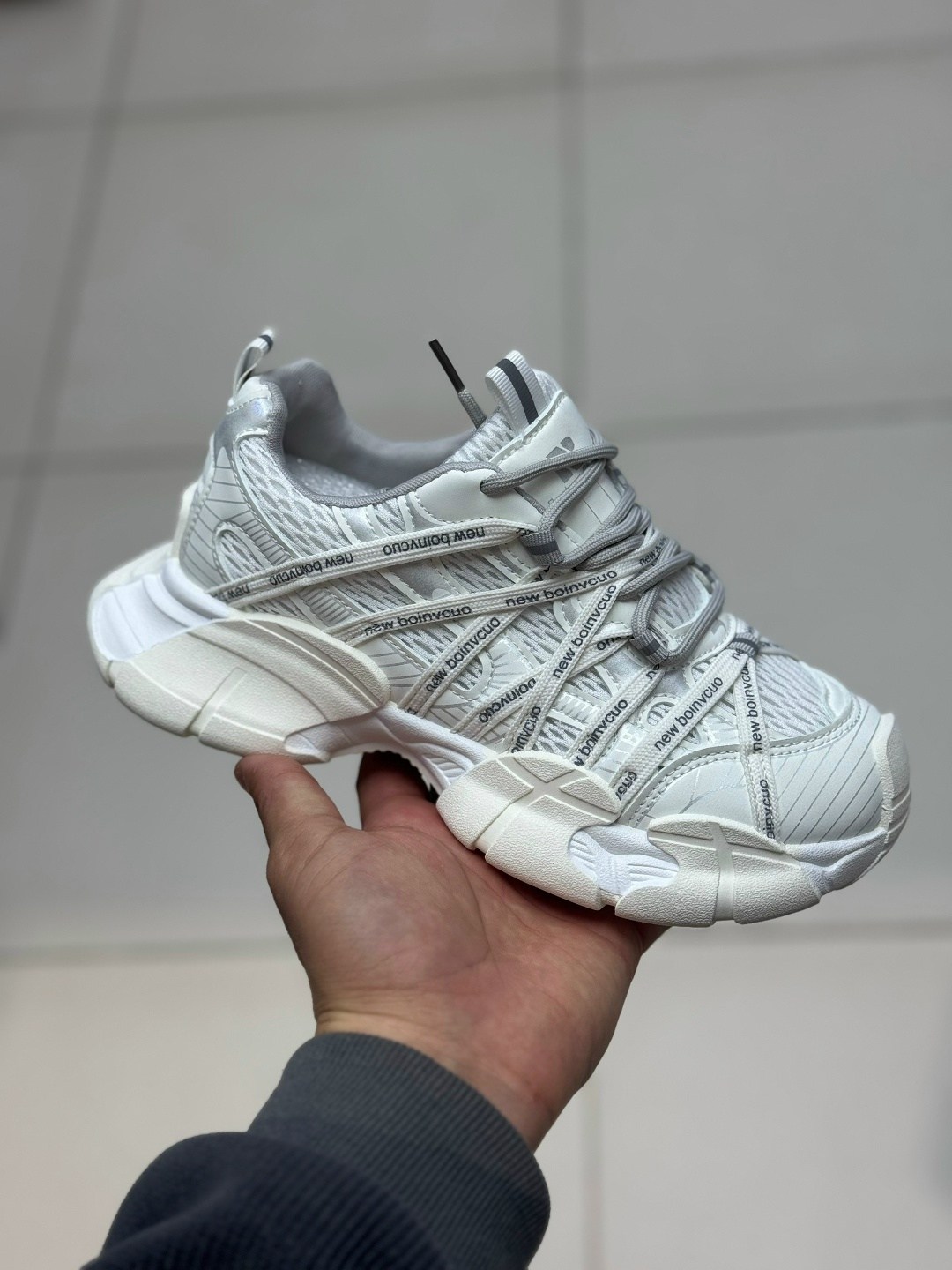 женские кроссовки,кроссовки массивные,кроссовки повседневные,модные кроссовки,спортивная