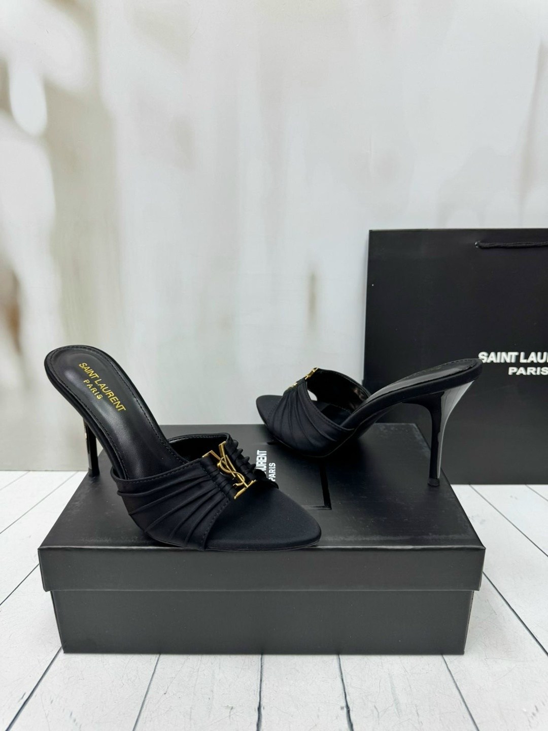 ,туфли yves saint laurent,босоножки yves saint laurent,женская ,saint laurent туфли