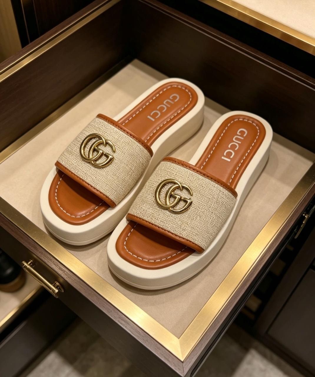 шлепки гуччи оригинал,шлепки гуччи женские,,сабо гуччи женские,шлепанцы gucci