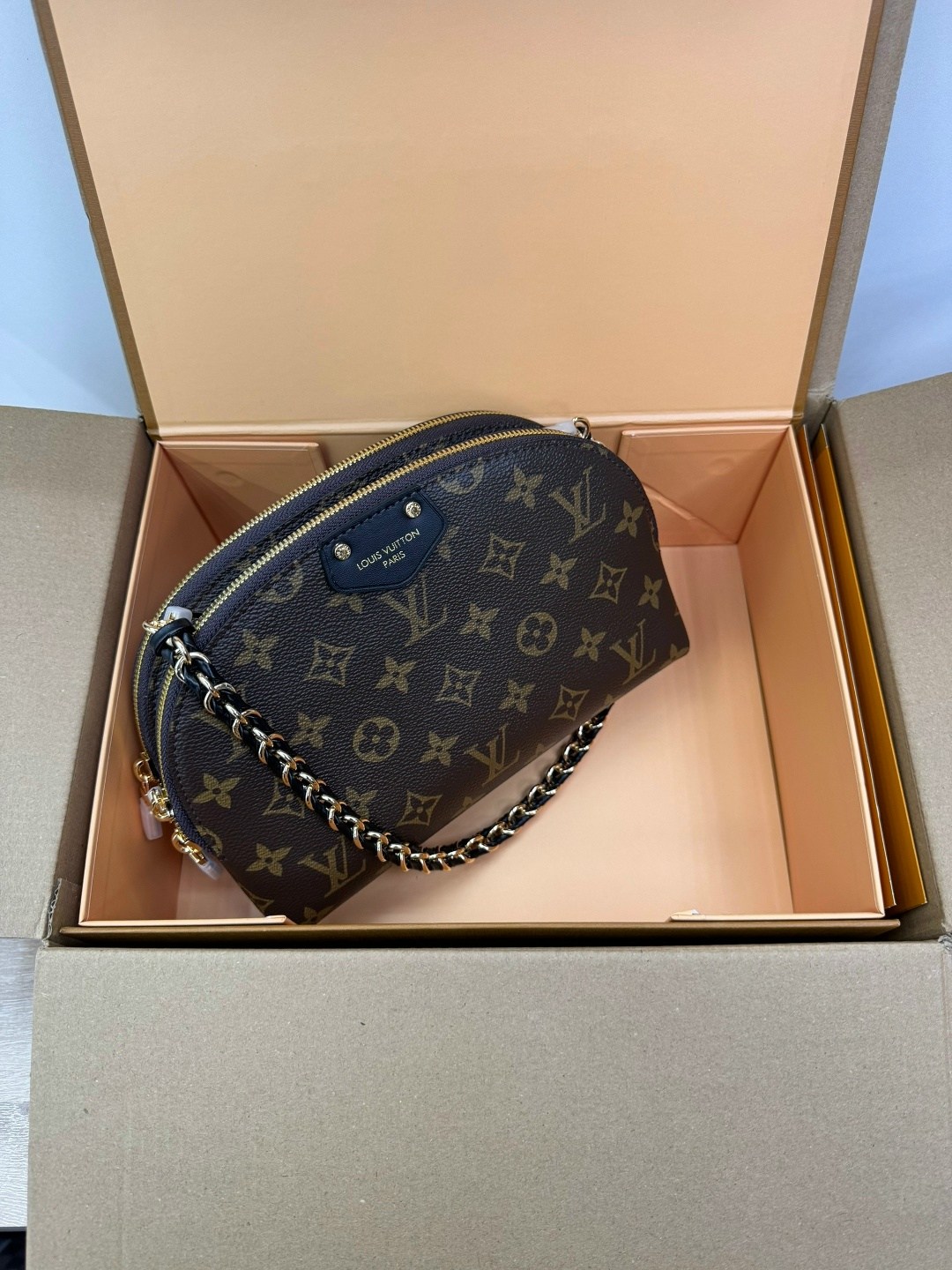 сумка женская louis vuitton,брендовые сумочки,louis vuitton сумка на плечо,cумка louis vuitton,сумка через плечо louis vuitton
