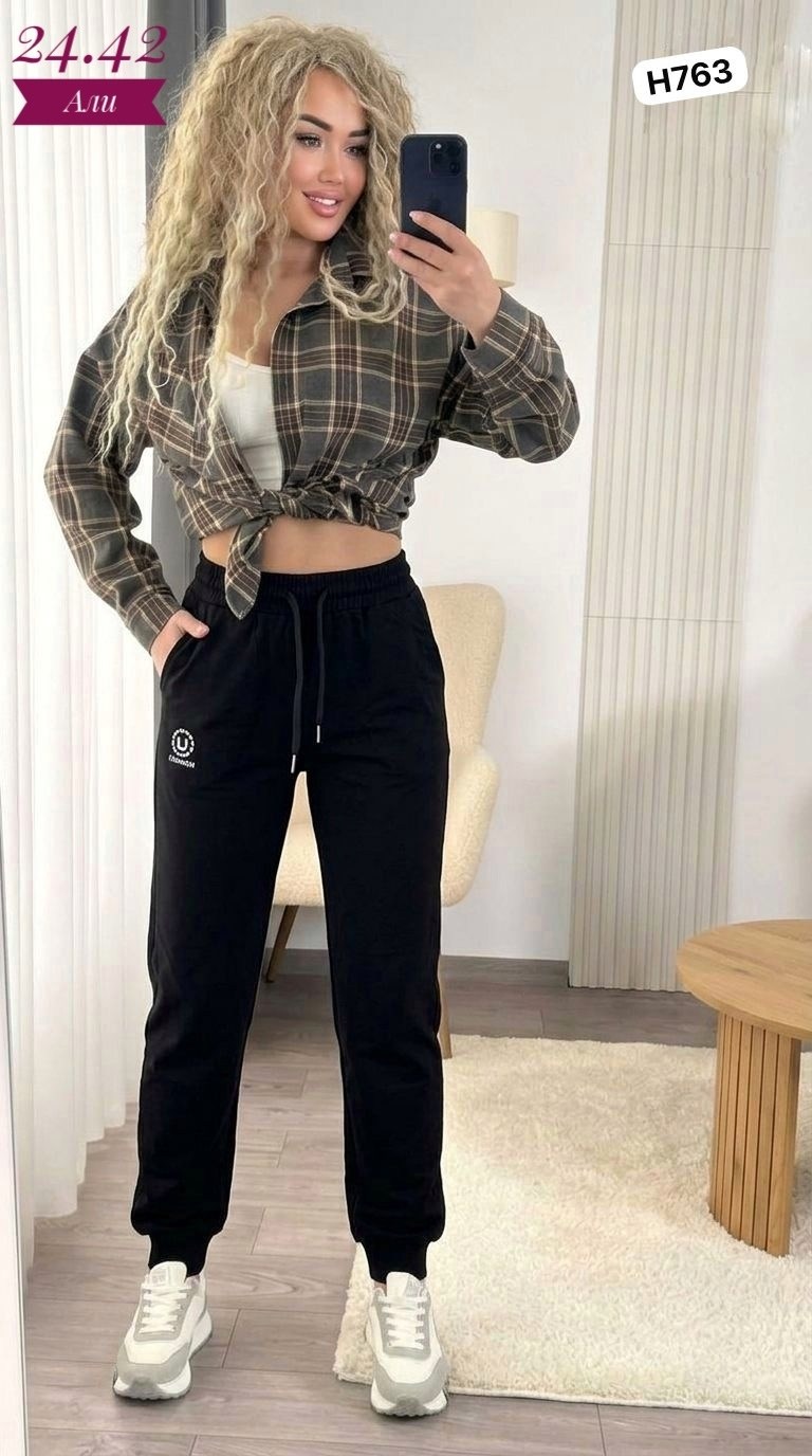 спортивный женский костюм,женский костюм,стильные костюмы,костюм спортивные женские костюмы,костюм бежевый