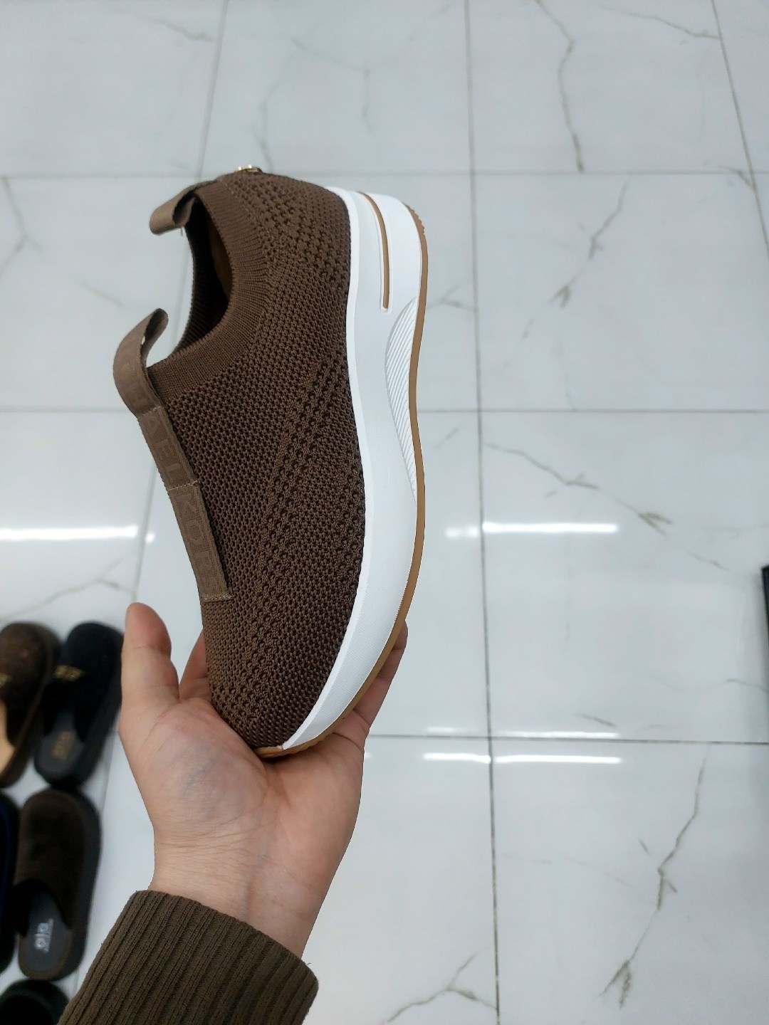 ,кроссовки женскиe,повседневная ,спортивная ,повседневные кроссовки