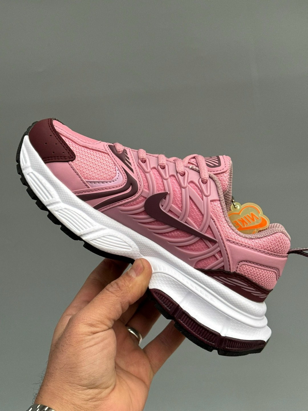 кроссовки,кроссовки nike женские,кроссовки nike,женские кроссовки,спортивная