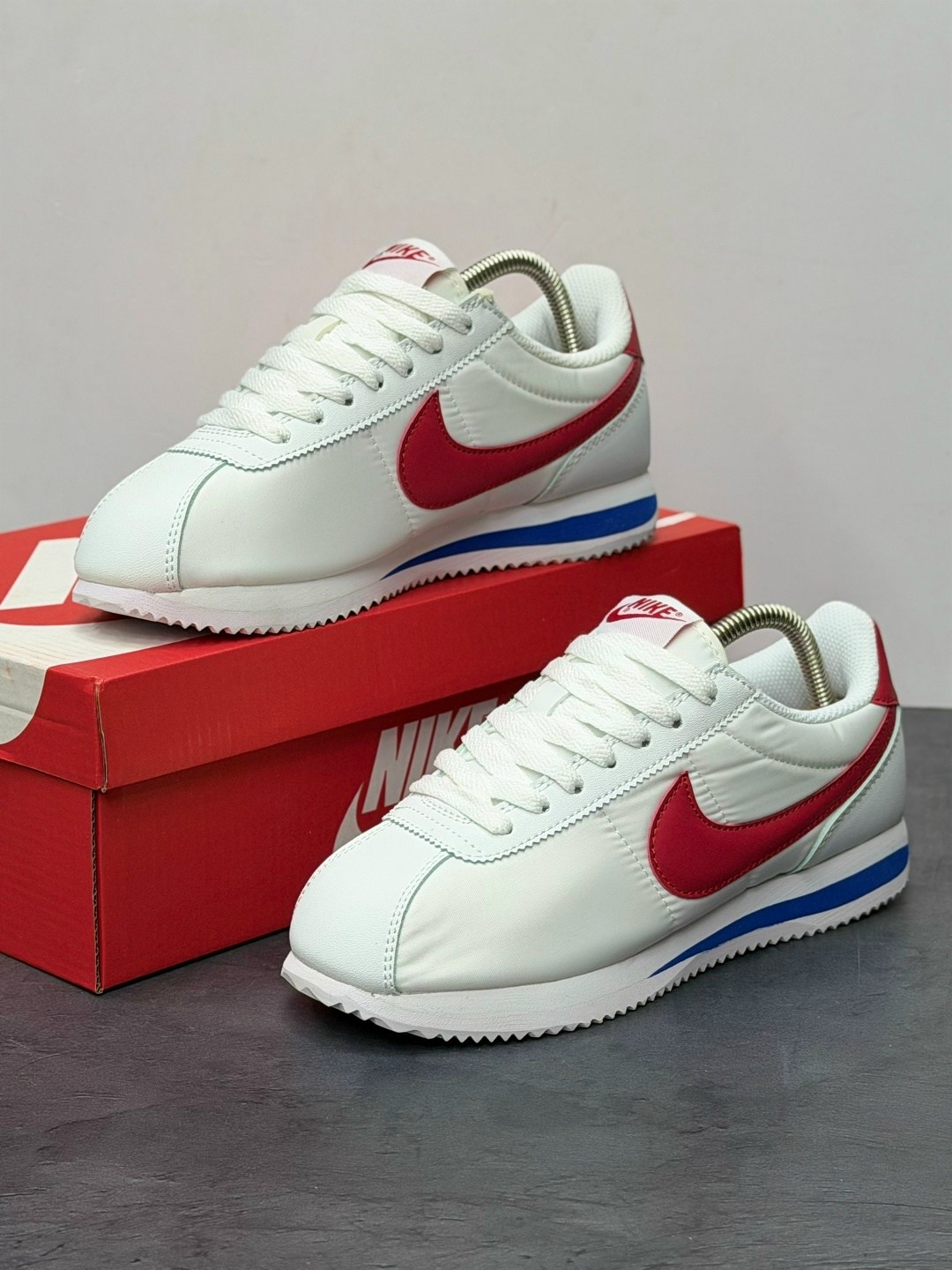 кроссовки nike classic cortez leather,nike cortez classic,nike classic cortez leather,nike cortez forrest gump,кроссовки nike classic cortez