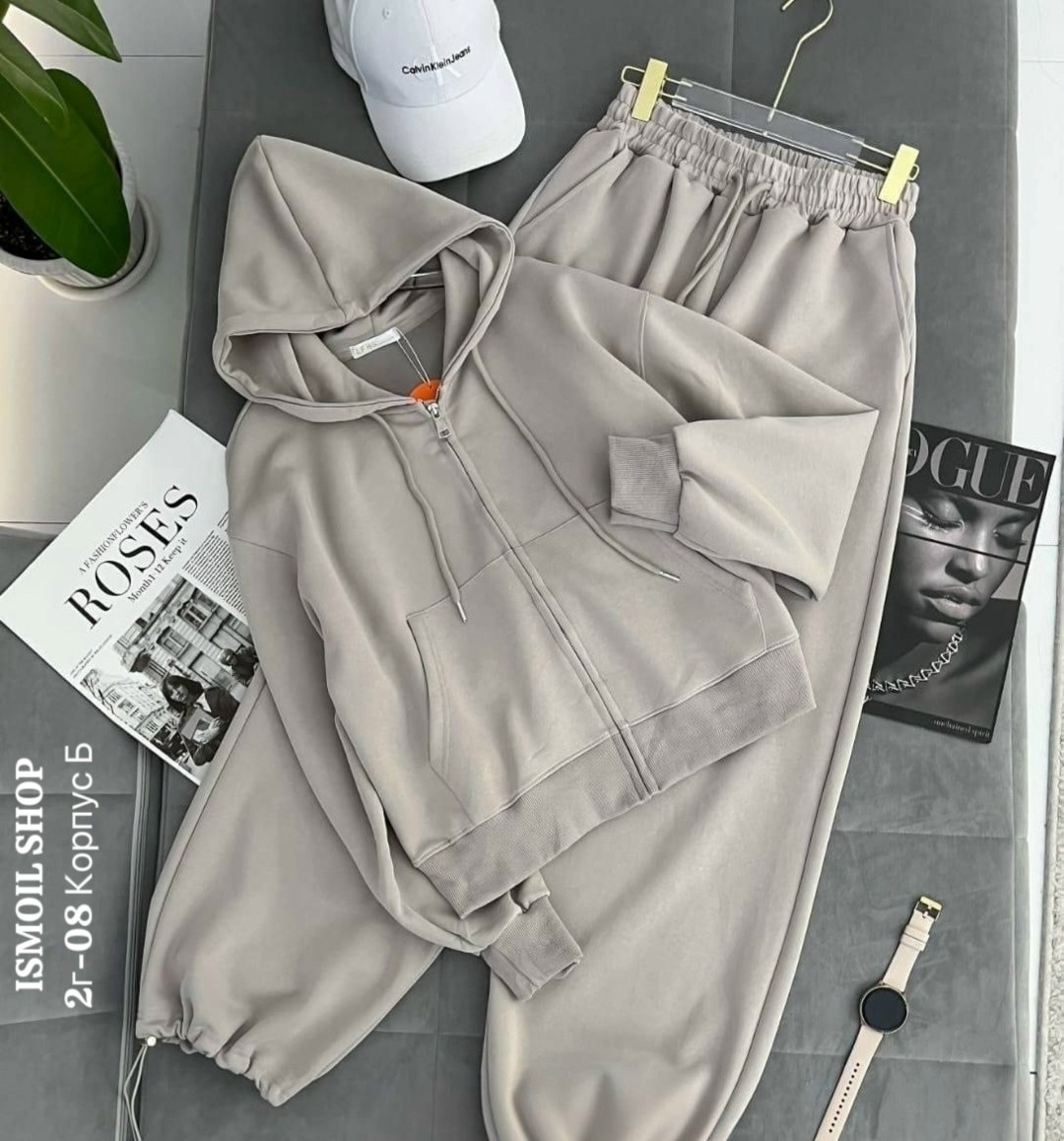 спортивные костюм,спортивные костюмы женские,костюм однотонный,костюм женский на флисе,стильные спортивные костюмы