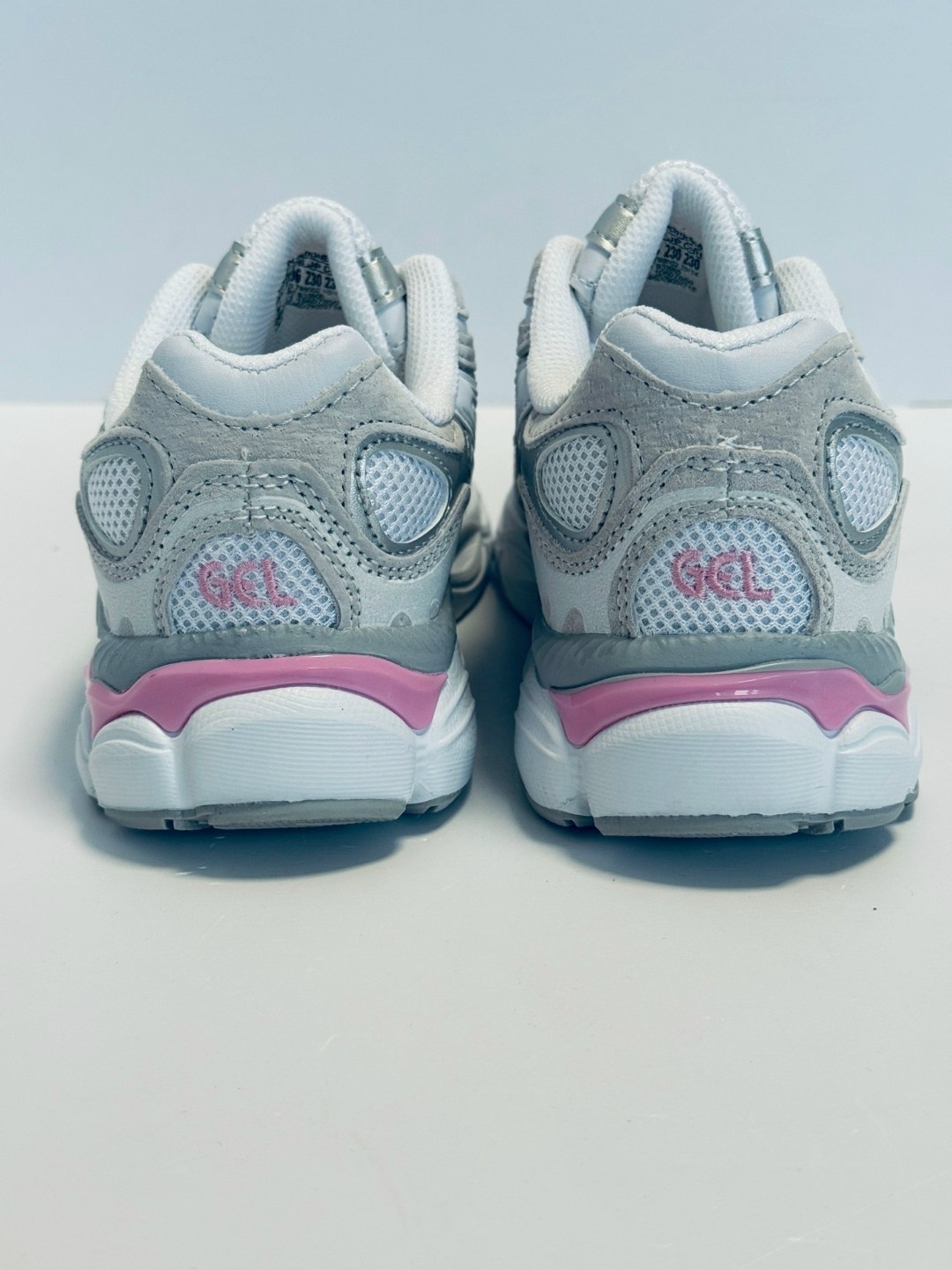 кроссовки asics gel,женские кроссовки asics,кроссовки asics,кроссовки asics gel-nyc oyster grey,кроссовки asics gel nyc