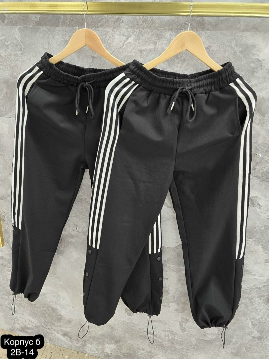 штаны спортивные adidas,штаны на флисе,спортивные женские брюки,брюки спортивные,брюки спортивные adidas