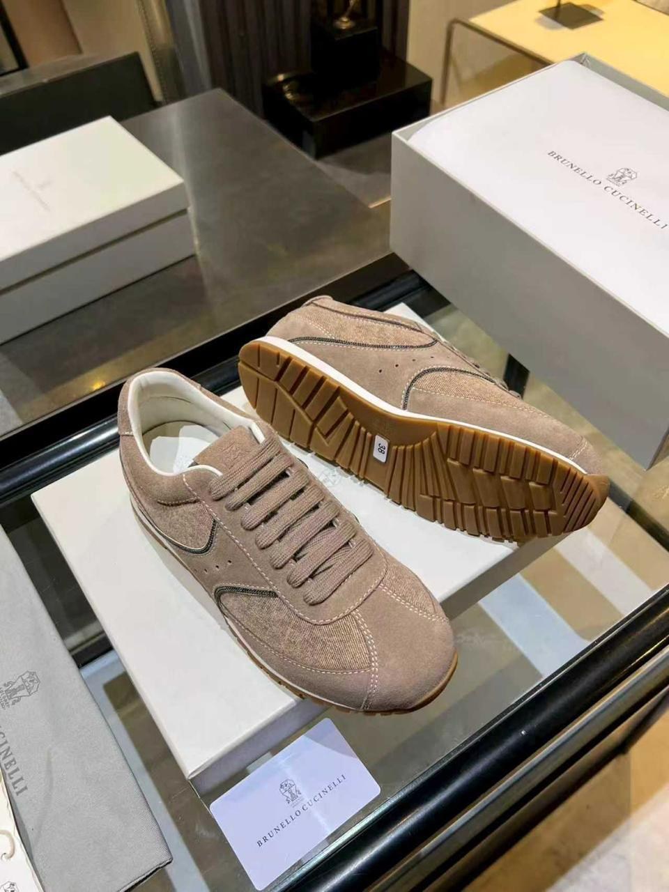 кроссовки brunello cucinelli замшевые,женские кроссовки brunello cucinelli,brunello cucinelli кроссовки,,замшевые кроссовки