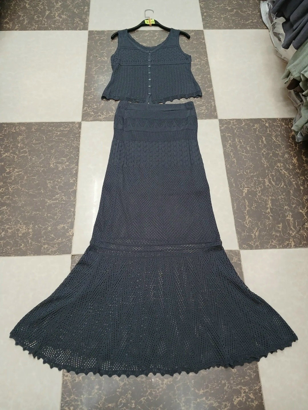 вязаное крючком платье,вязаный костюм с юбкой,вязаная юбка,трикотажные костюмы,ажурное платье