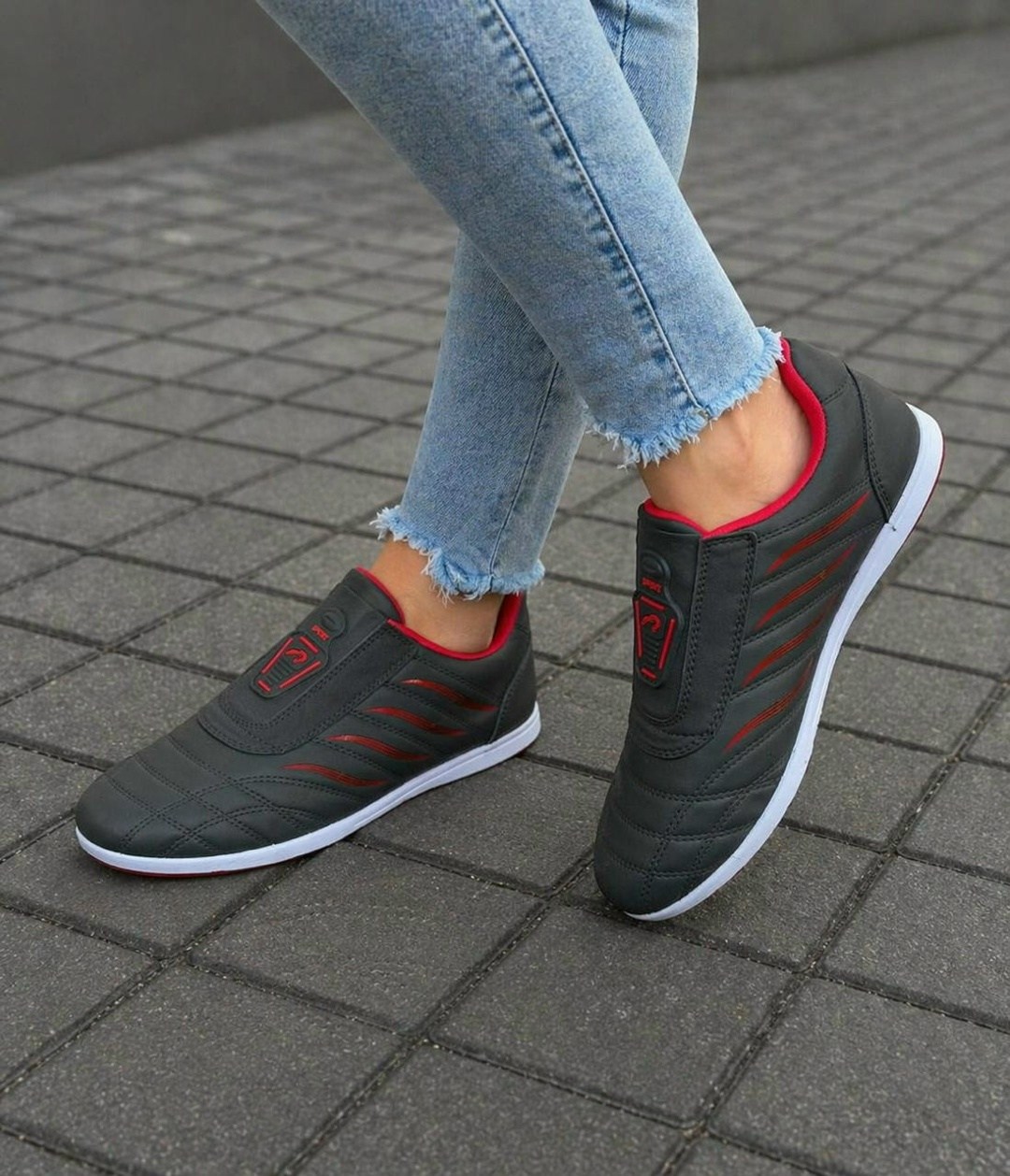 ,кроссовки женскиe,кроссовка,кроссовки подростковые,спортивная