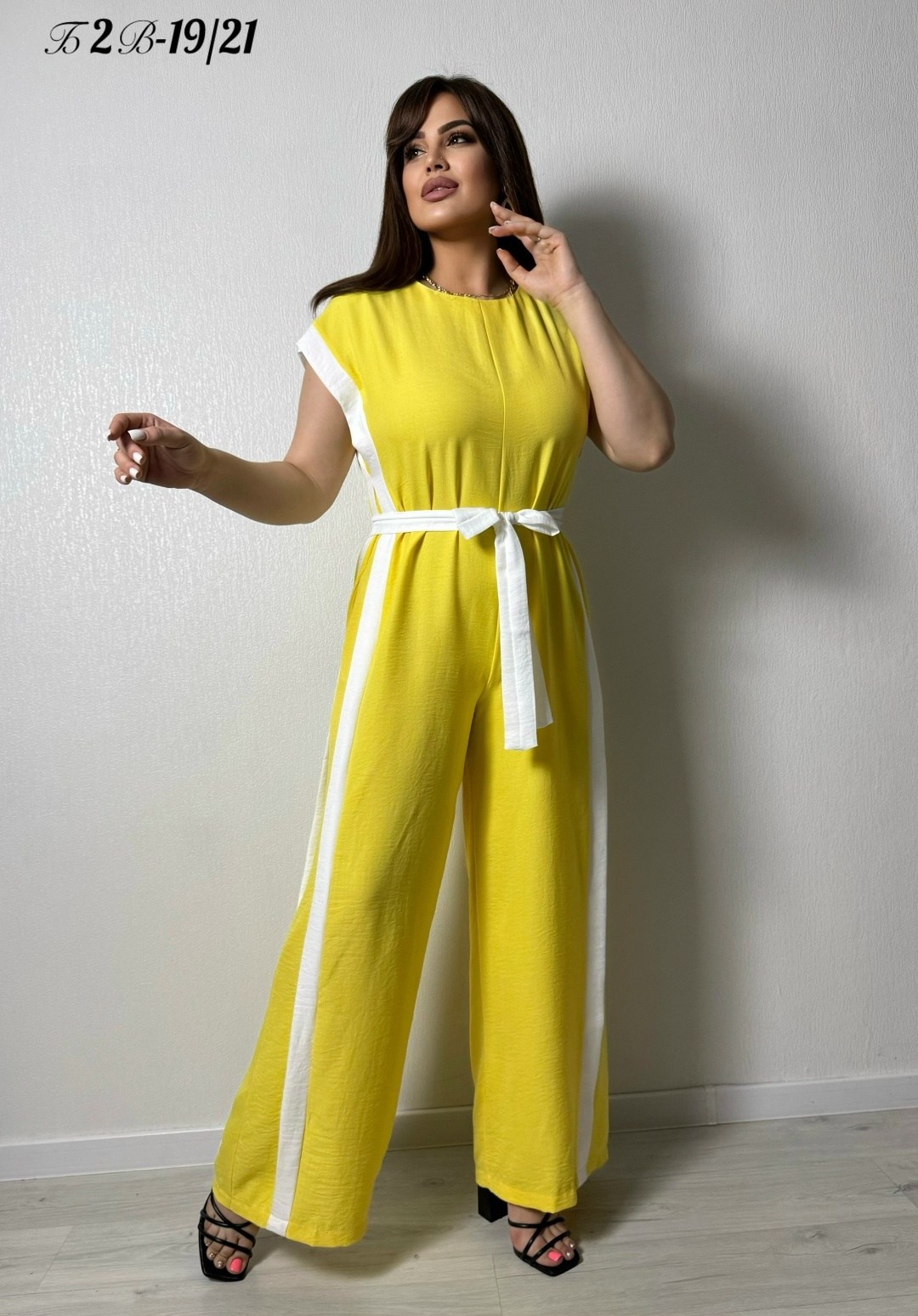 желтый комбинезон,женские комбинезоны,брючный комбинезон,комбинезон повседневный,комбинезон