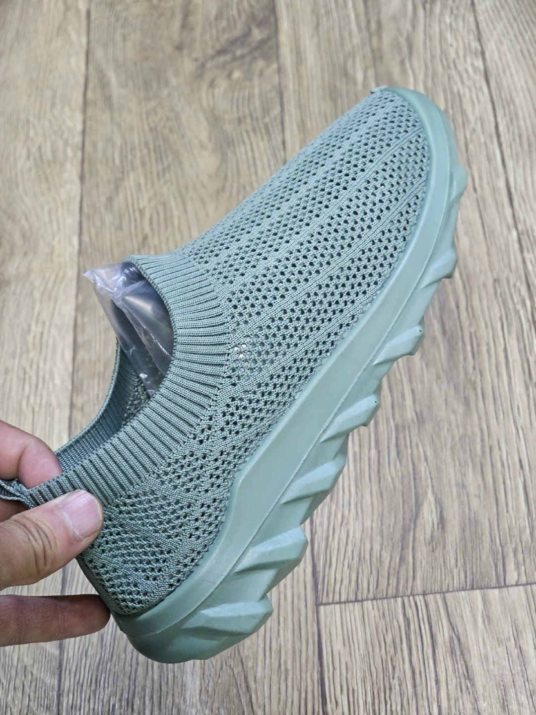 кроссовки,кроссовки женскиe,спортивные кроссовки, спортивные,кроссовки дышащие