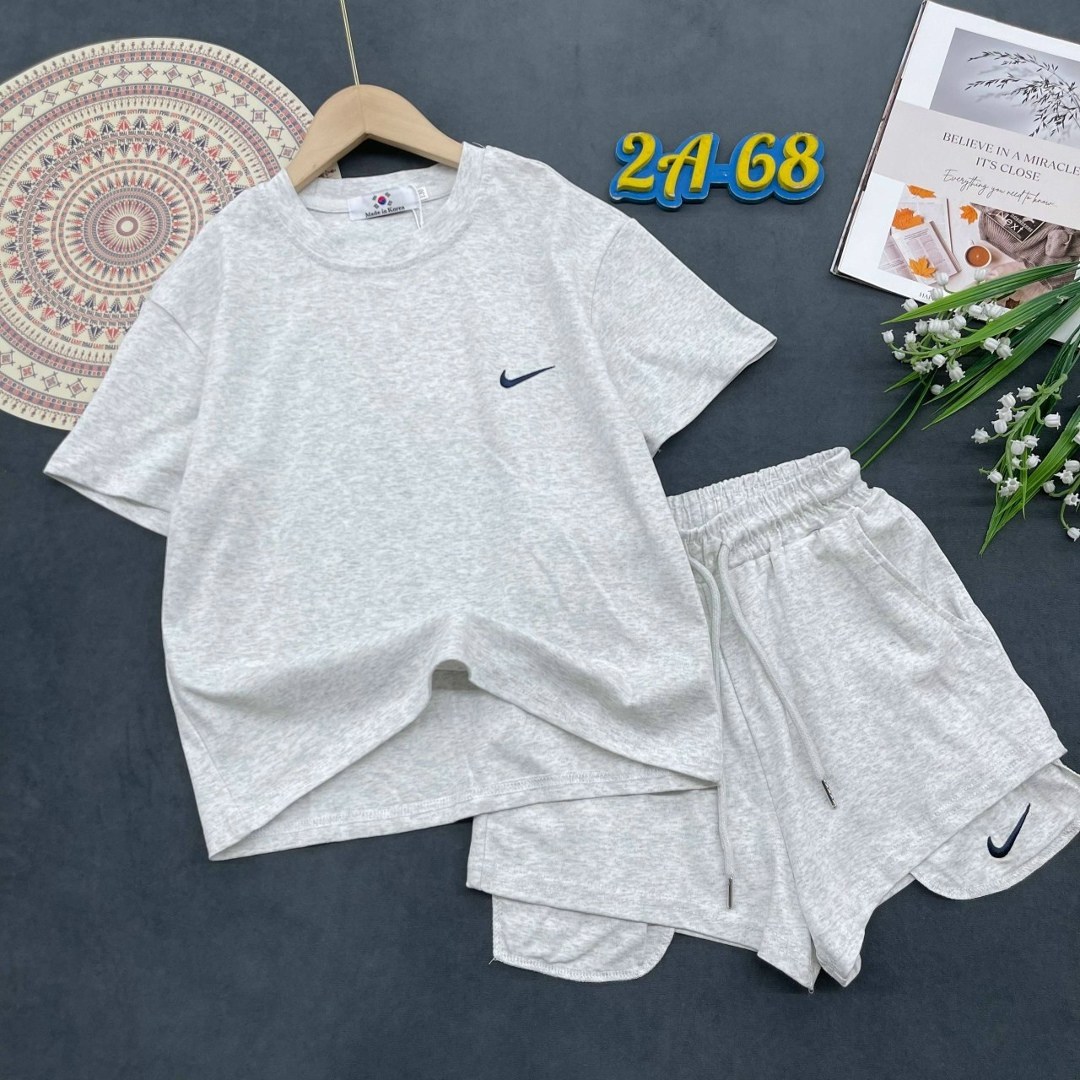 костюм женский,женские костюмы спортивные,комплект спортивного костюма,спортивные костюм,костюм для девушек