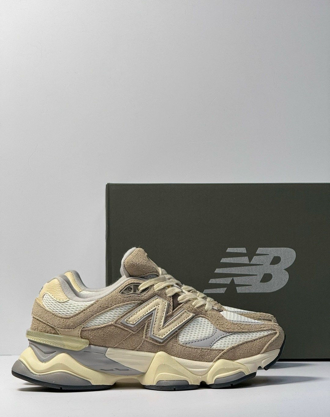 кроссовки new balance 9060,кроссовки new balance,кроссовки бежевые,женские кроссовки,женские кроссовки new balance