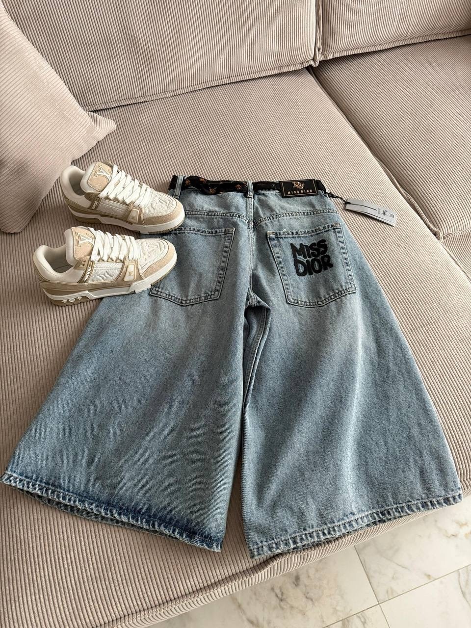 джинсовые брюки,мешковатые джинсы,широкие джинсы,джинсы брюки,рваные джинсы