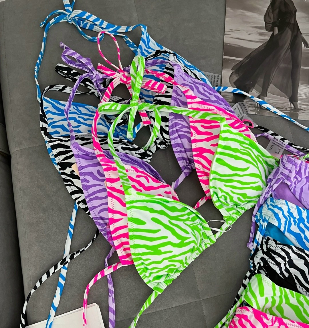 купальник женские,купальник женские слитные,цельные купальники,купальник с вырезом,слитные купальники