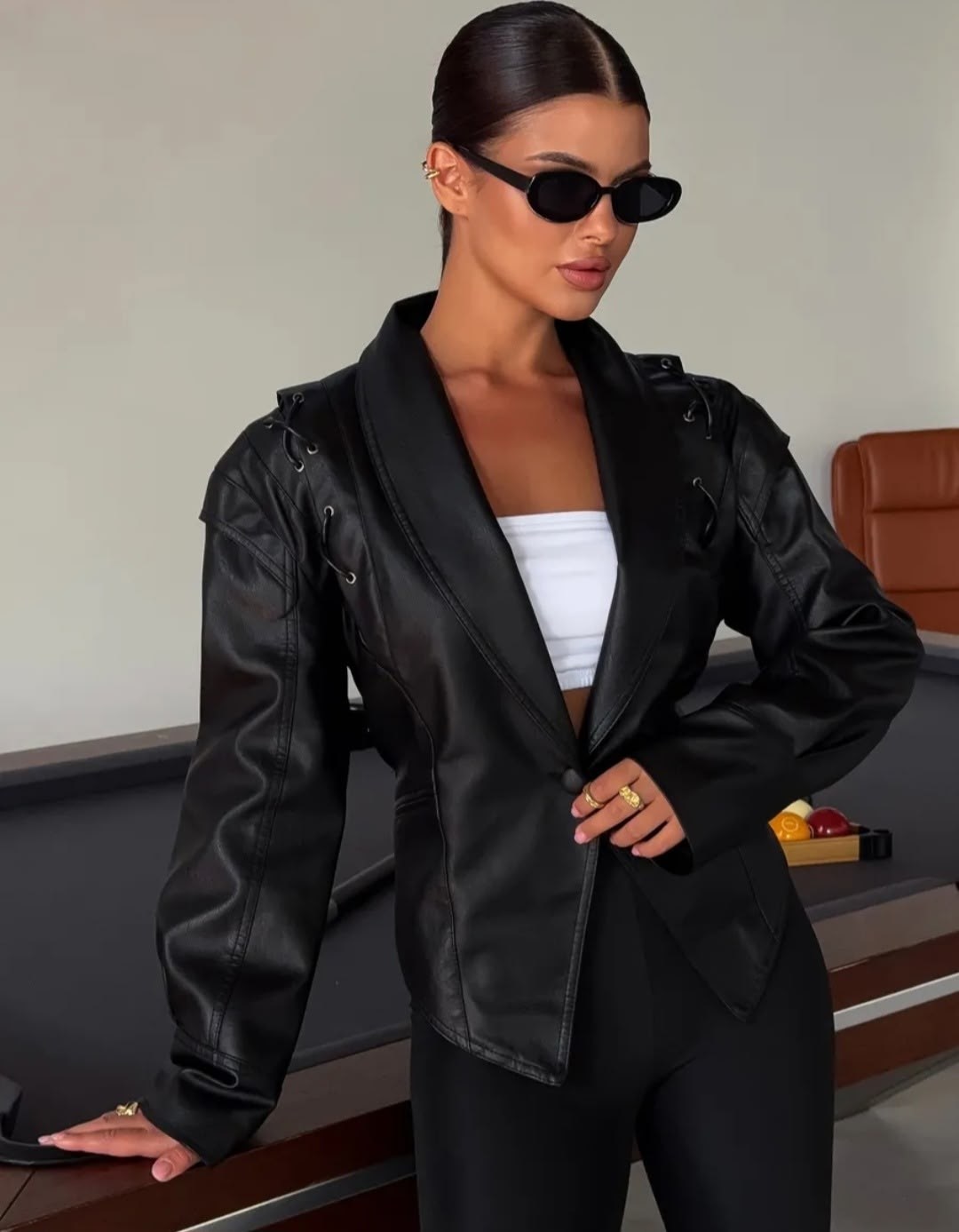 женская кожаная куртка,кожаная куртка,косуха куртка,куртка косуха кожаная,куртка косуха женская