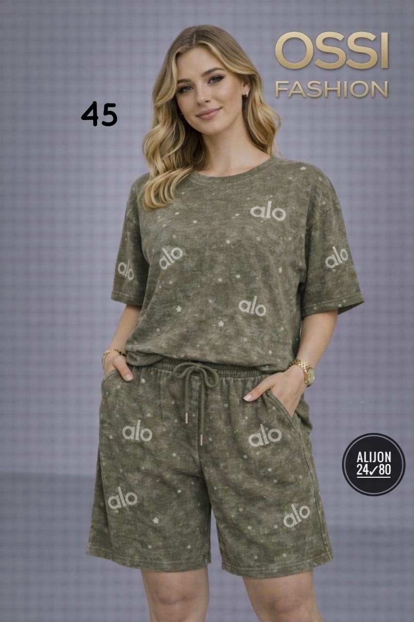 костюм комплекты,летние костюмы,одежда для женщин,летний костюм с шортами,женские костюмы