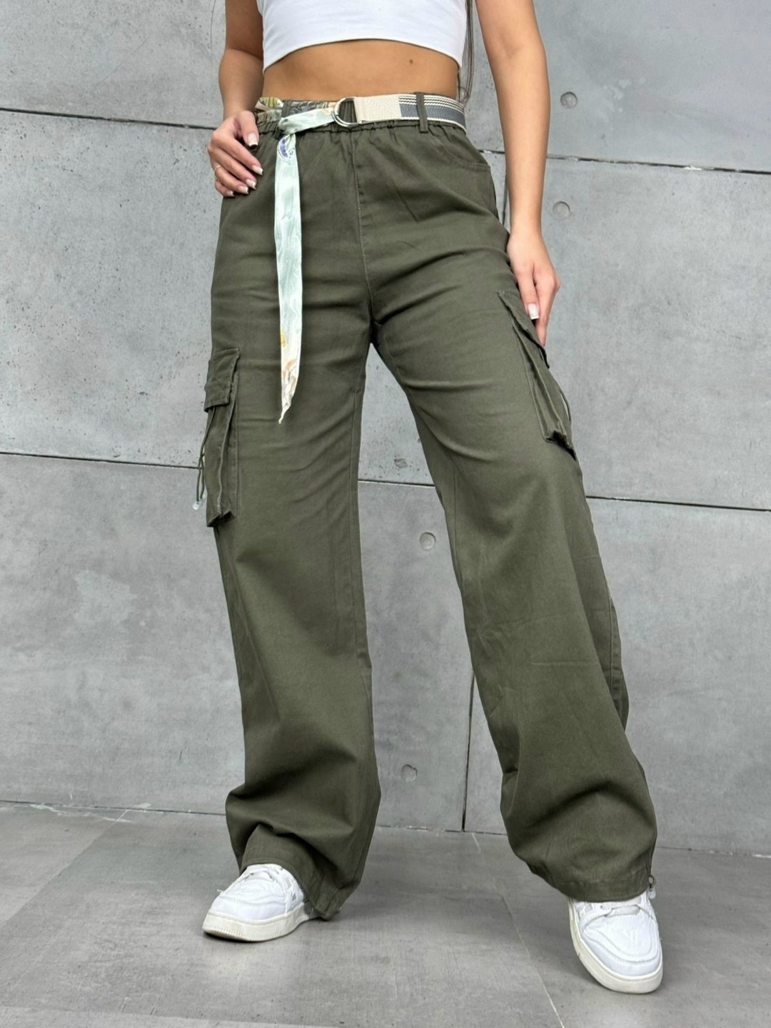 модные брюки-карго с высокой талией и карманами,брюки карго,брюки-карго женские,брюки карго широкие,штаны карго женские широкие