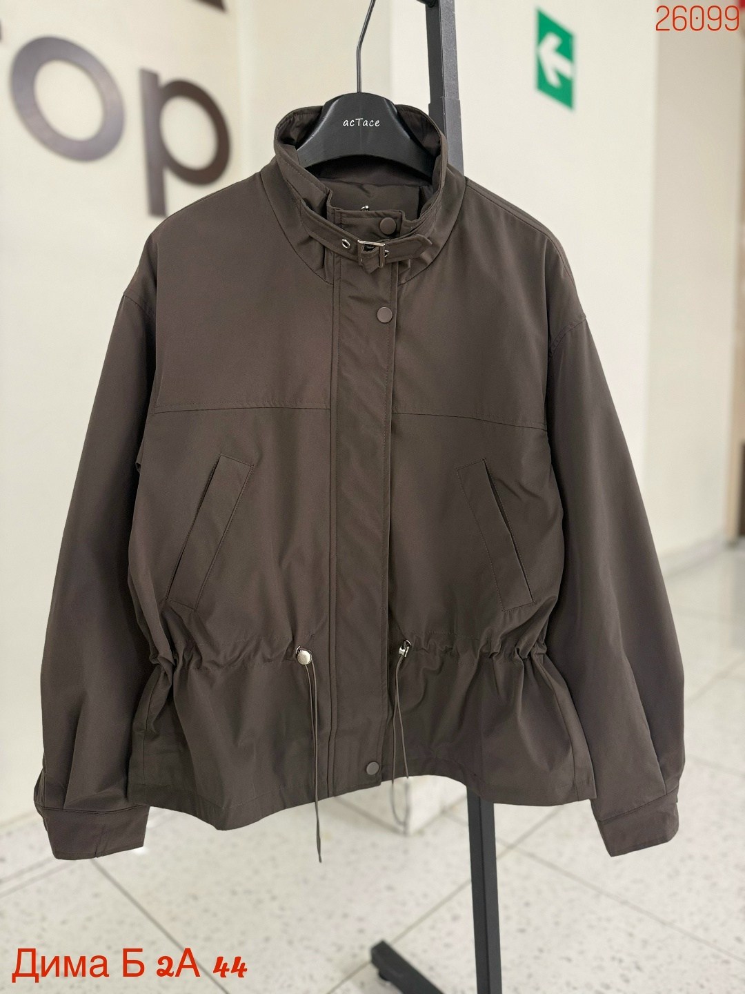 куртка свободного кроя,повседневная куртка,куртка модная,куртка женская,ветровка женская