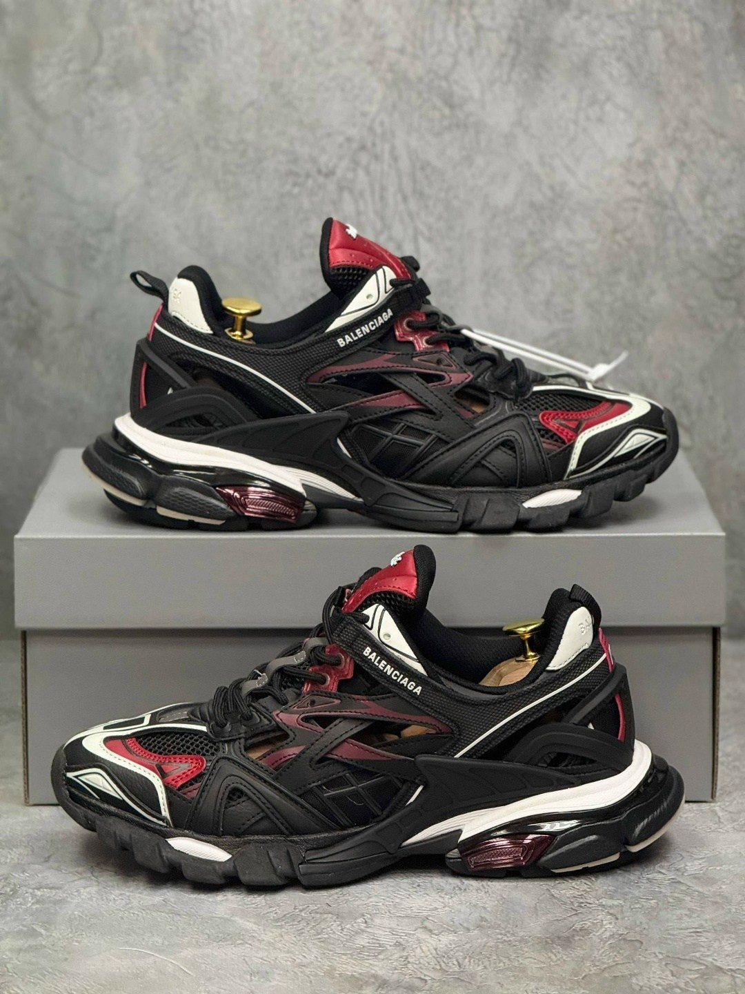 кроссовки balenciaga track 2.0 "black/red/white",кроссовки balenciaga track 2,кроссовки balenciaga,balenciaga track 2 black red,кроссовки balenciaga track trainer black red черный
