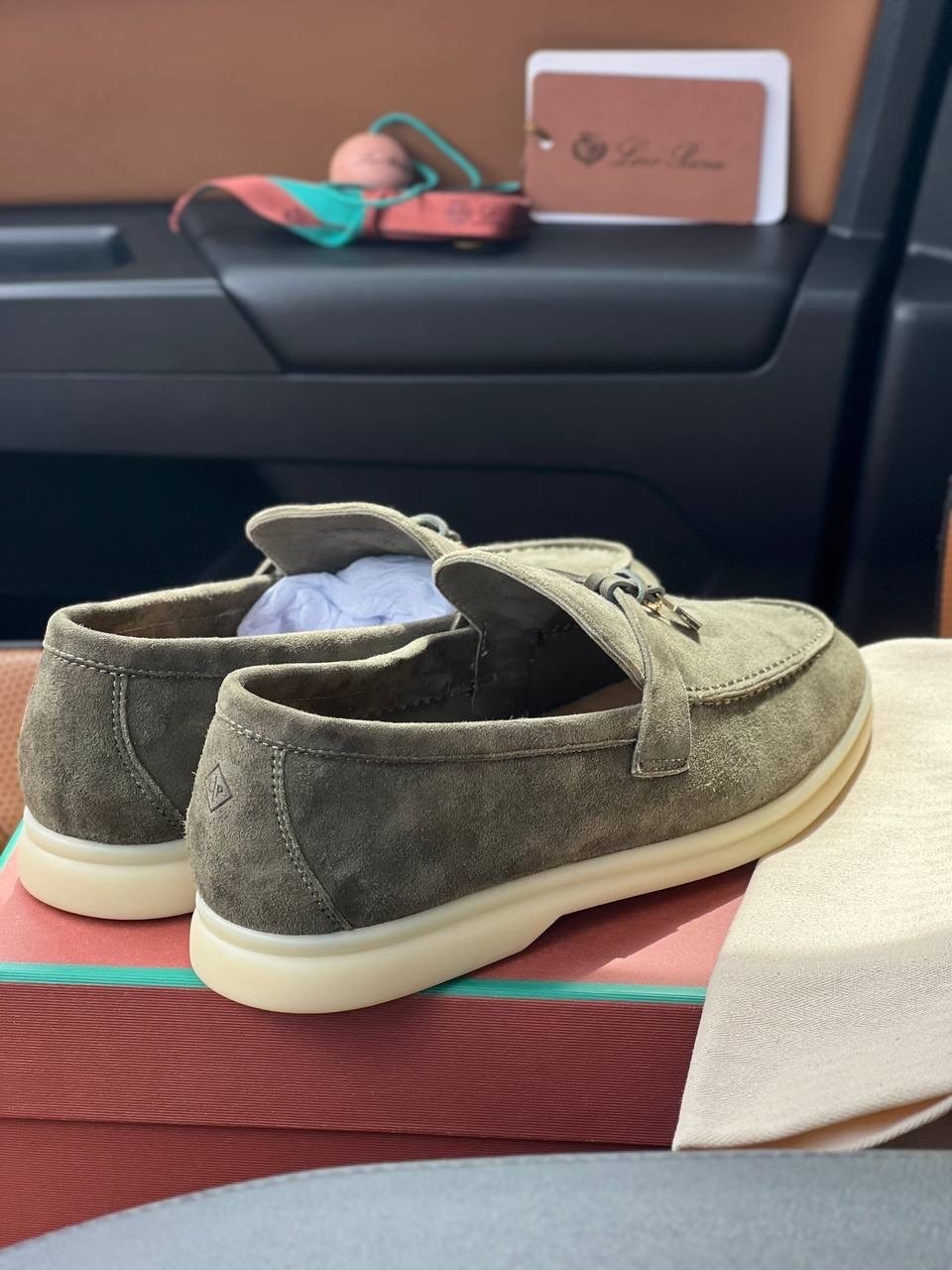 замшевые лоферы loro piana,лоферы женские loro piana,лоферы loro piana,,женские замшевые лоферы loro piana open walk