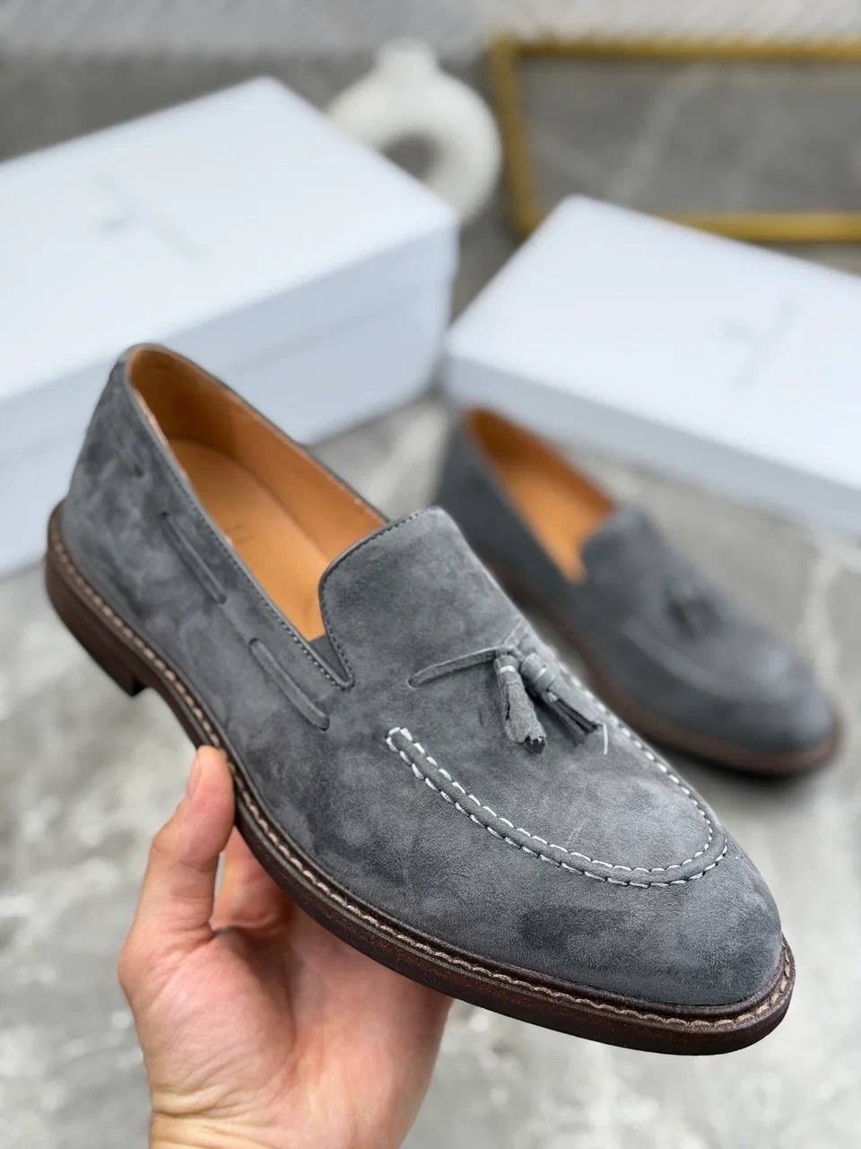 замшевые лоферы с кисточками brunello cucinelli,замшевые лоферы brunello cucinelli,,лоферы brunello cucinelli,мужские замшевые лоферы