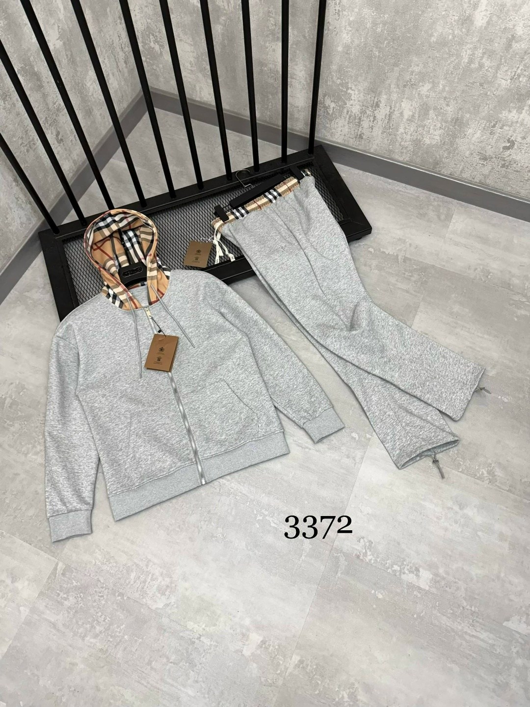 костюм спортивный burberry,спортивные костюм,спортивный костюм барбери,костюм барбери,мужские спортивные костюмы