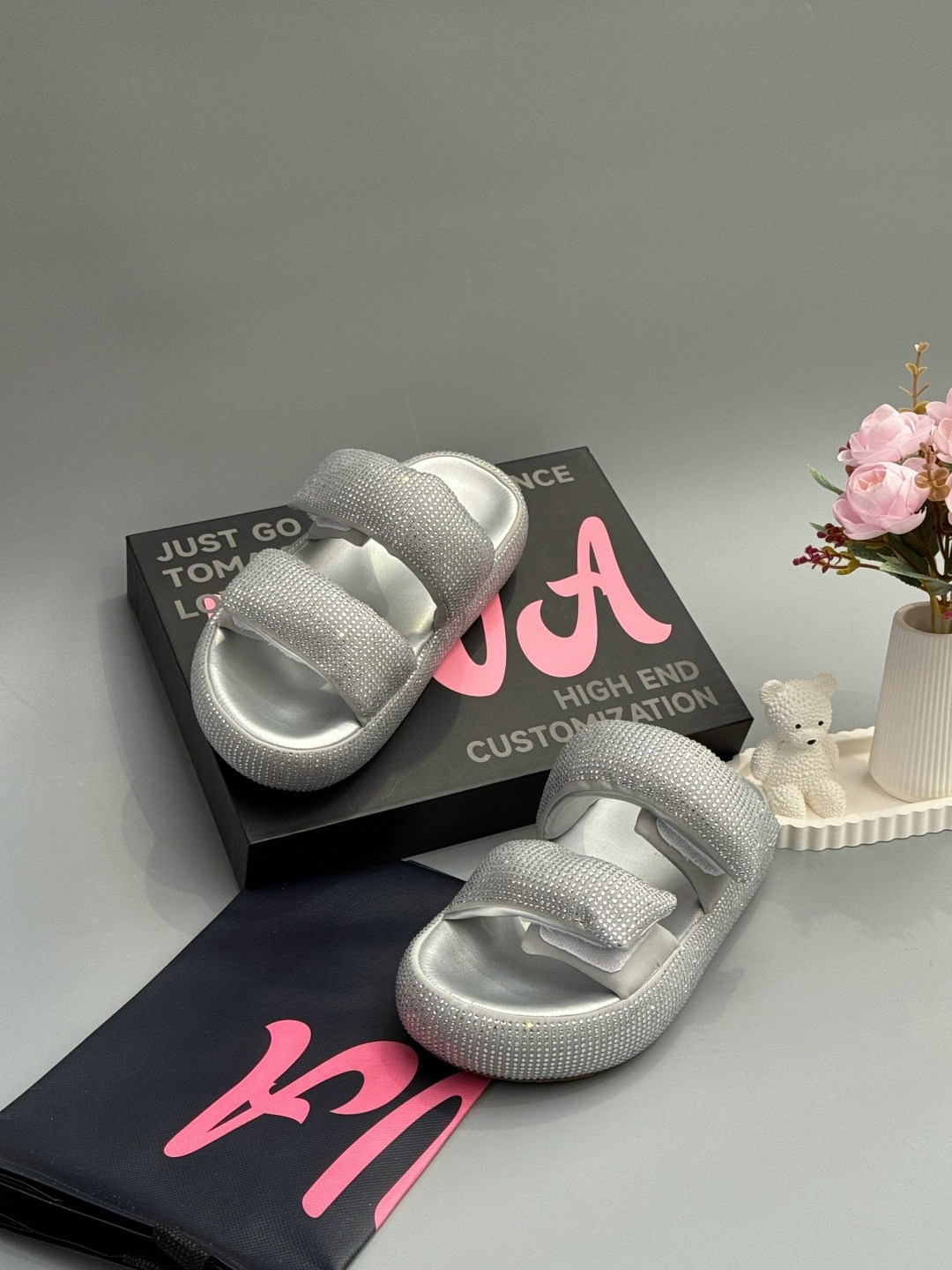 ,шлепанцы женские,шлепанцы со стразами,тапочки со стразами женские летние,шлепки женские