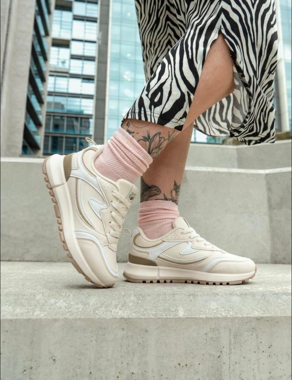 женские кроссовки,кроссовки,кроссовки для женщин,укороченные кроссовки,кроссовка