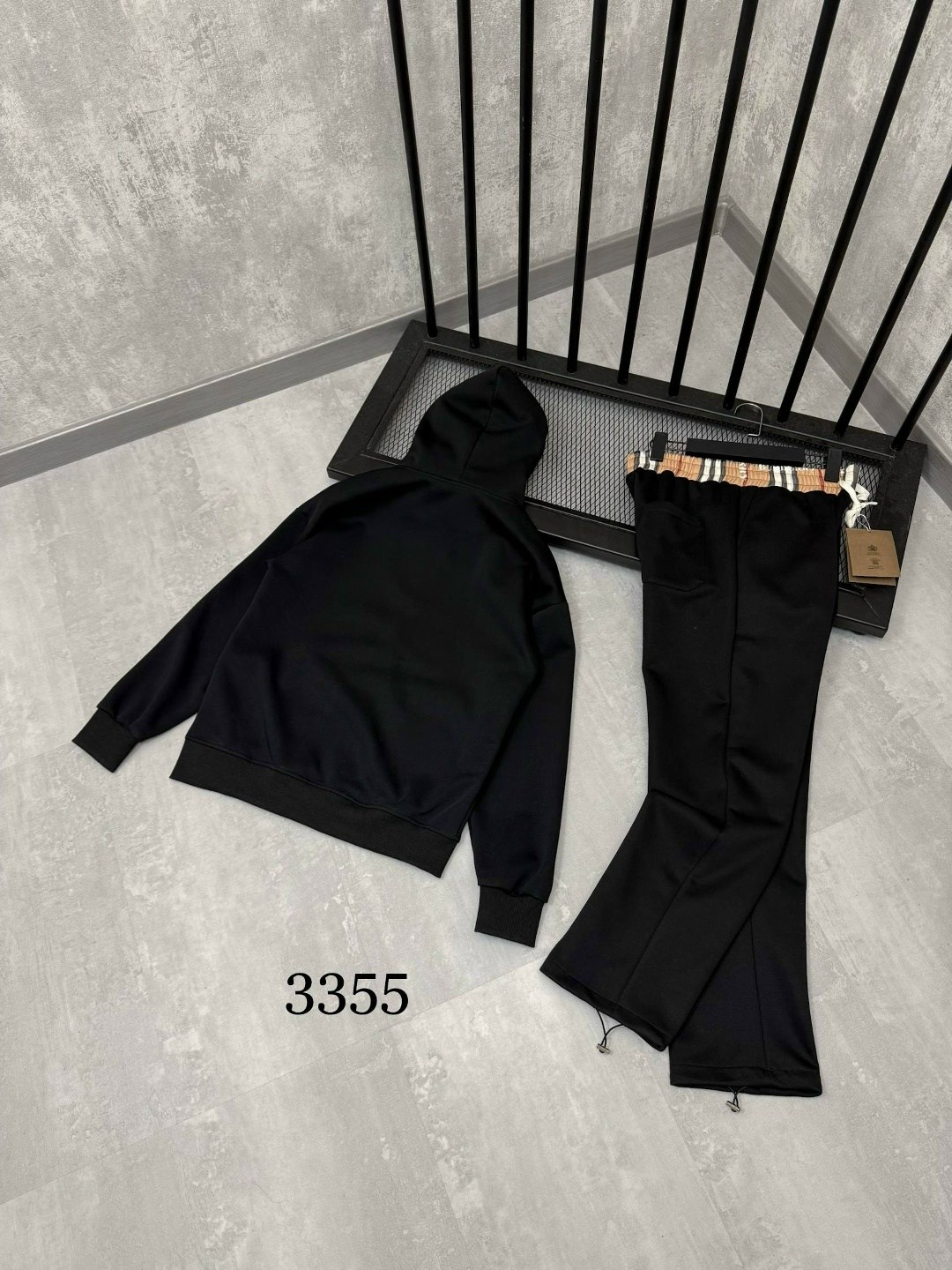 костюм спортивный burberry,burberry tracksuit,спортивные костюм,костюм спортивный мужской burberry повседневный черный,спортивный костюм brunello cucinelli