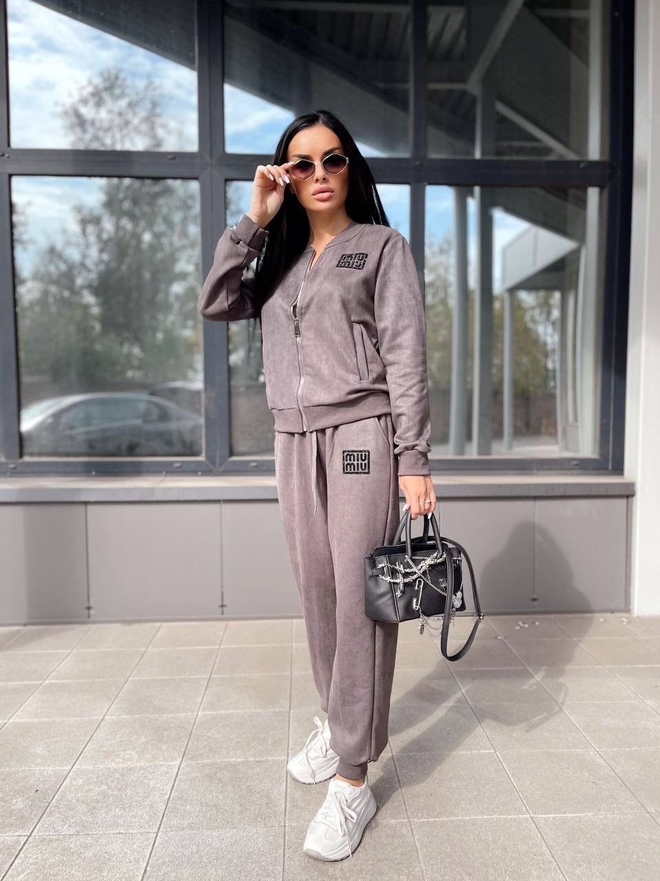 спортивные костюм,велюровый костюм 2026,костюм спортивный женский повседневный,костюм спортивный женский,костюм спортивный замшевый
