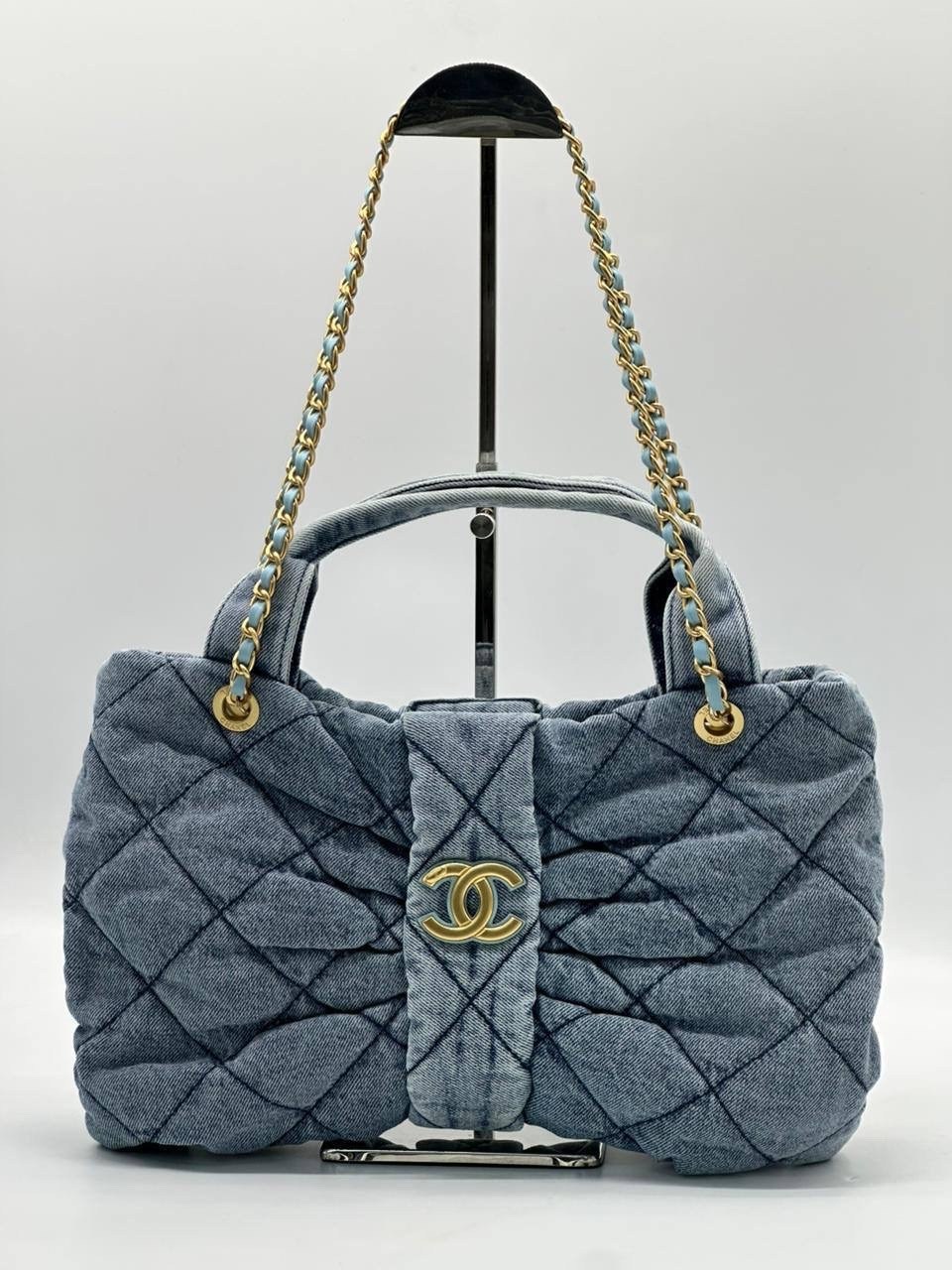 луи виттон джинсовая сумка женская,голубая джинсовая сумка chanel 25 medium,джинсовая сумка,голубая джинсовая сумка chanel 25 small,сумки модные