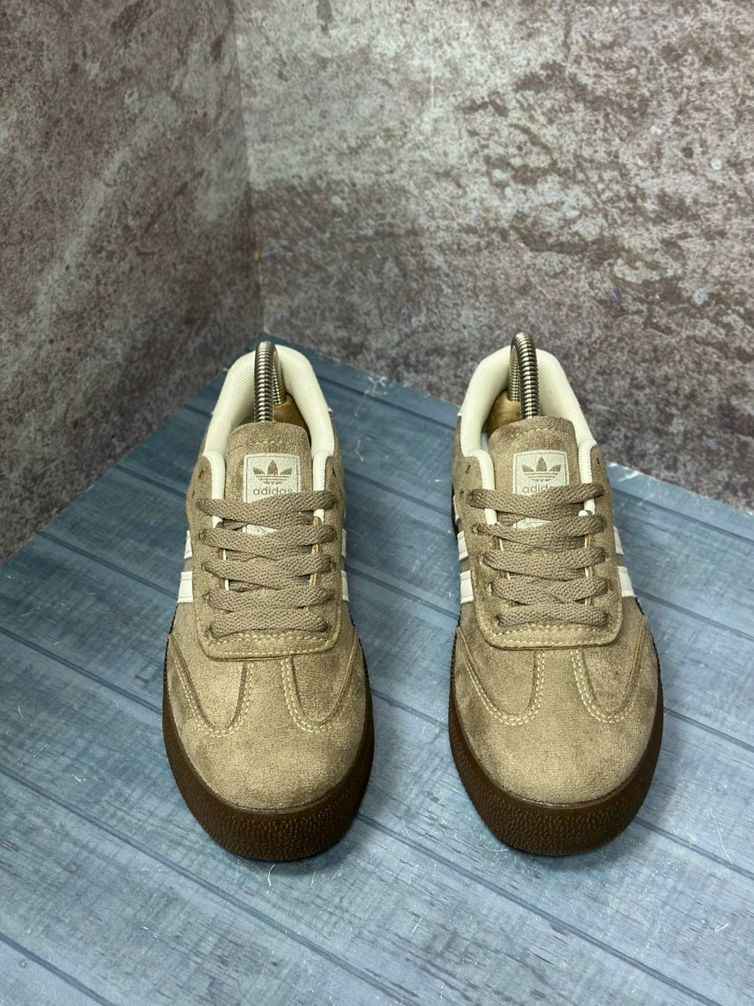 ,кроссовки adidas,кроссовки adidas spezial,кроссовки adidas samba,бежевые кроссовки