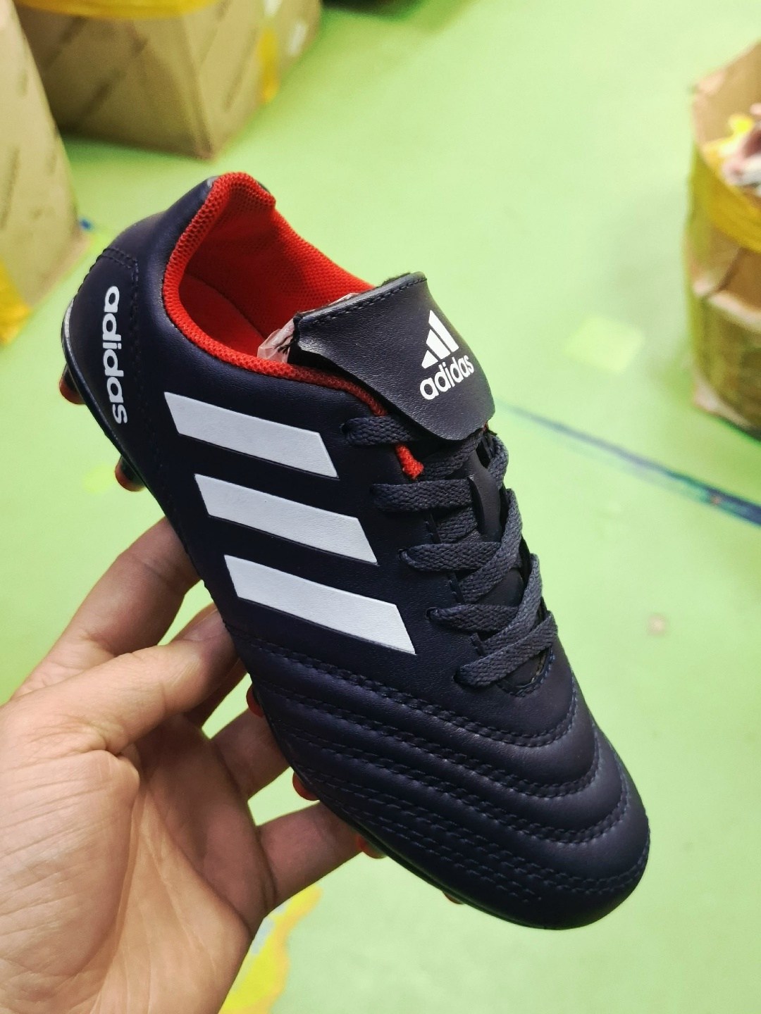 сороконожка для футбола,футбольная ,бутсы футбольные сороконожки детские,футбольная бутса,футбольные кроссовки