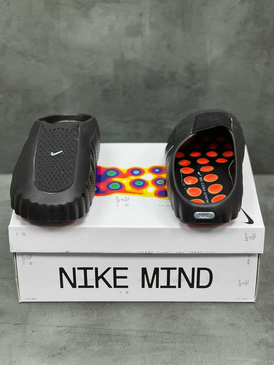 спортивная ,кроссовки,найк тапки,тапочки найк,оригинальный спортивный