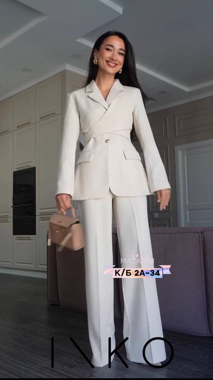 костюм женский брючный,оливковый костюм женский брючный,брючный костюм,модные брючные костюмы,брючный костюм из шелка