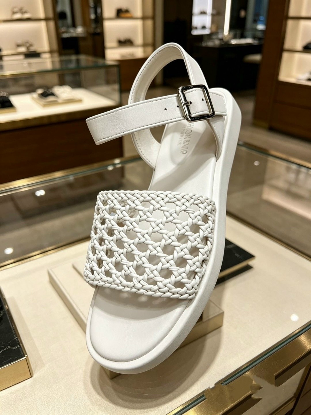 женские босоножки,стильные босоножки,босоножки плетеные,модные босоножки,женские сандалии