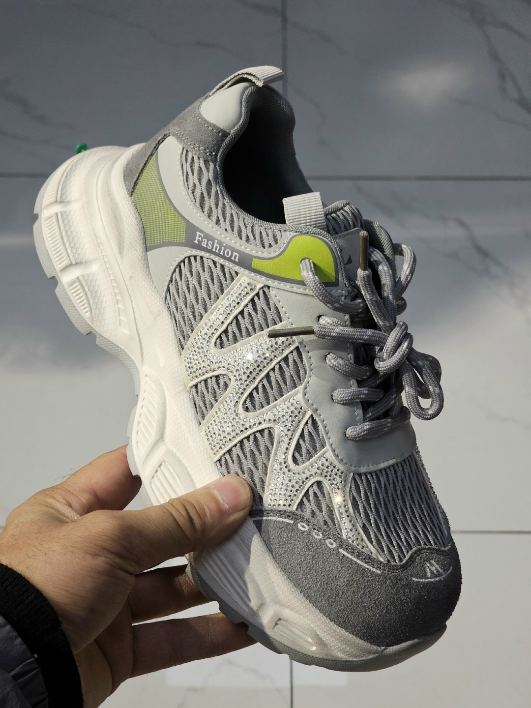 кроссовки женскиe,стильные кроссовки,кроссовки asics,,брендовые кроссовки