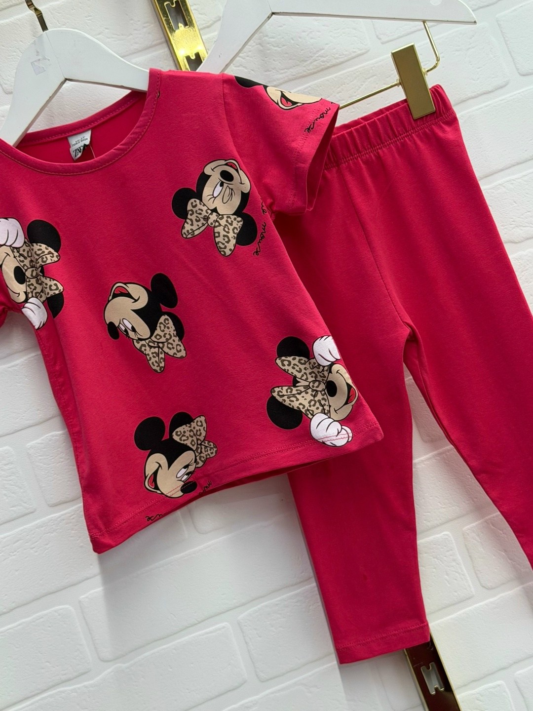 костюм для девочек,одежда для девочек,костюм с лосинами,образ для девочки,леггинсы для девочек