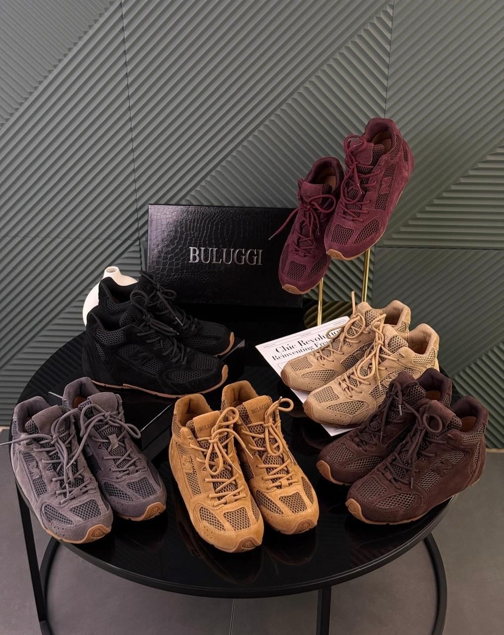 ,женские кроссовки,спортивные ботинки,замшевые кроссовки,коричневые кроссовки